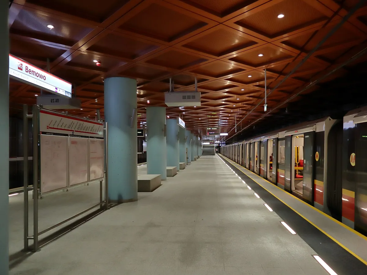 Metro M2 — i co dalej