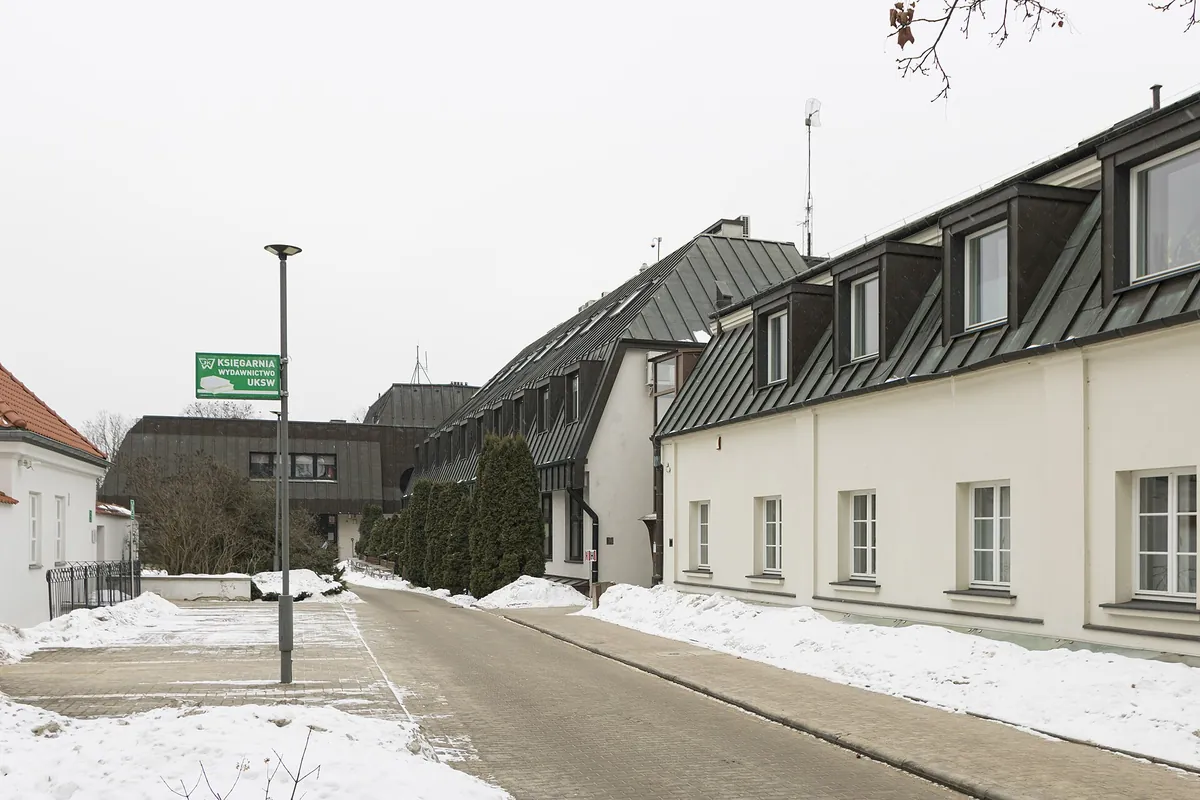 Szkoły i uczelnie