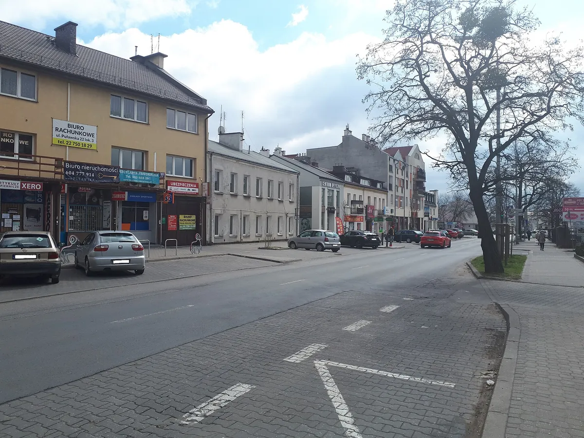 Samochód — ul. Puławska
