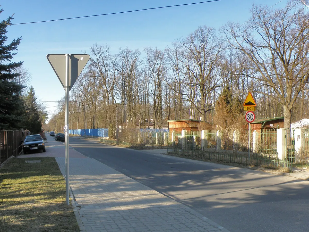 Dzielnica domów — z uczciwą uwagą o infrastrukturze